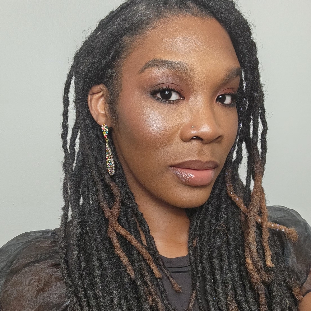 Poise Earrings
